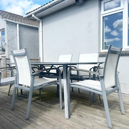 Bright With 3 Bedrooms And Garden In Porthlevan Casa de Férias Porthleven